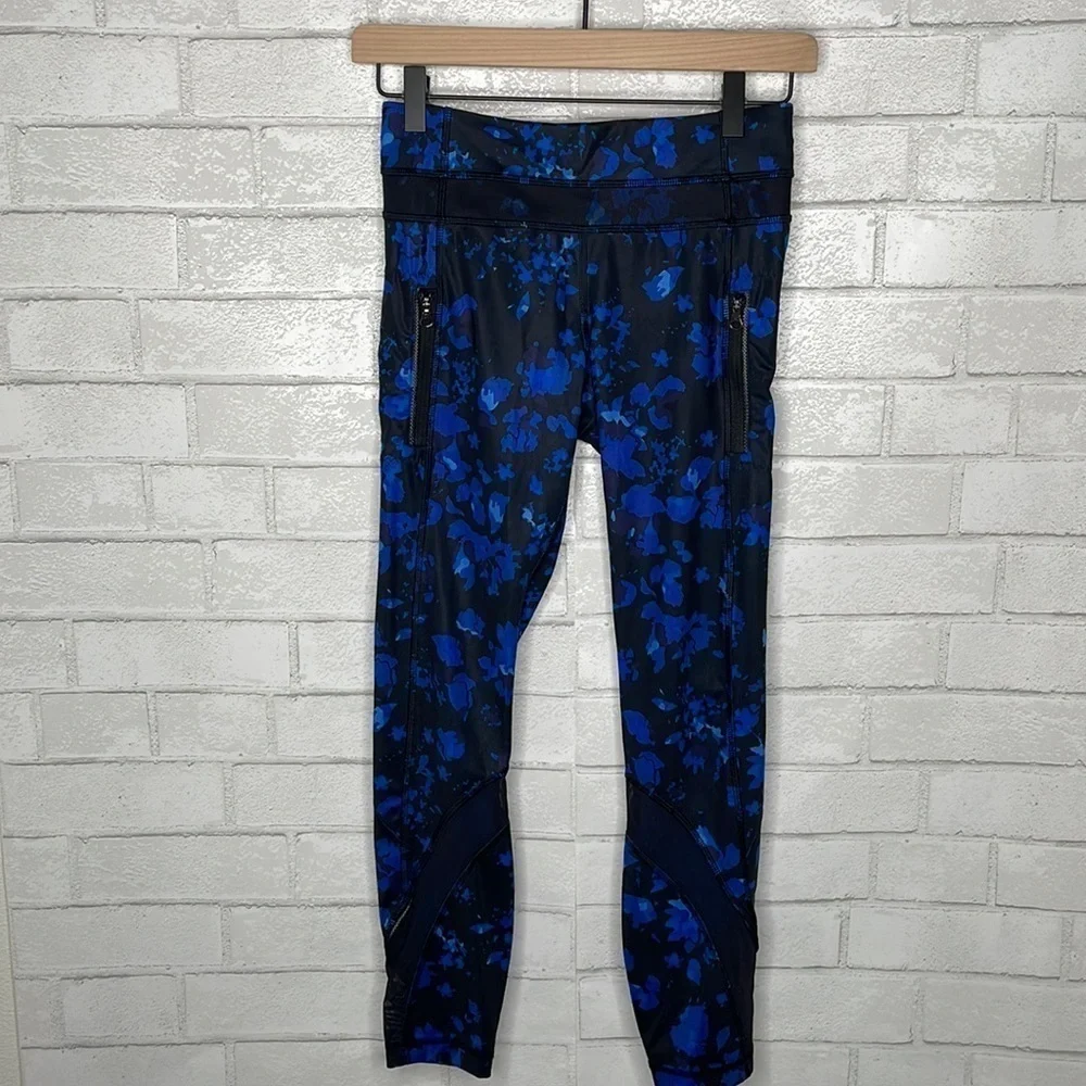 Lululemon Inspire Tight II *Full-On Luxtreme (Mesh) - Picture 4 of 14